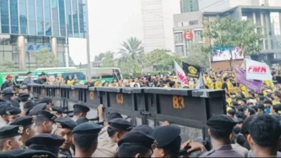 demo mahasiswa